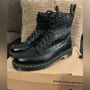 Dr Martens Pascal Croc Black Women’s size 9-Brand New in box.